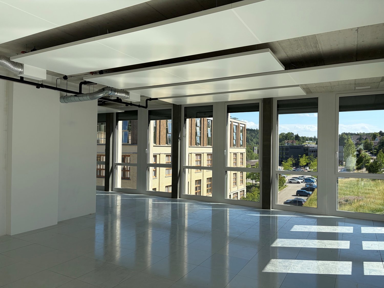 183m² bureau