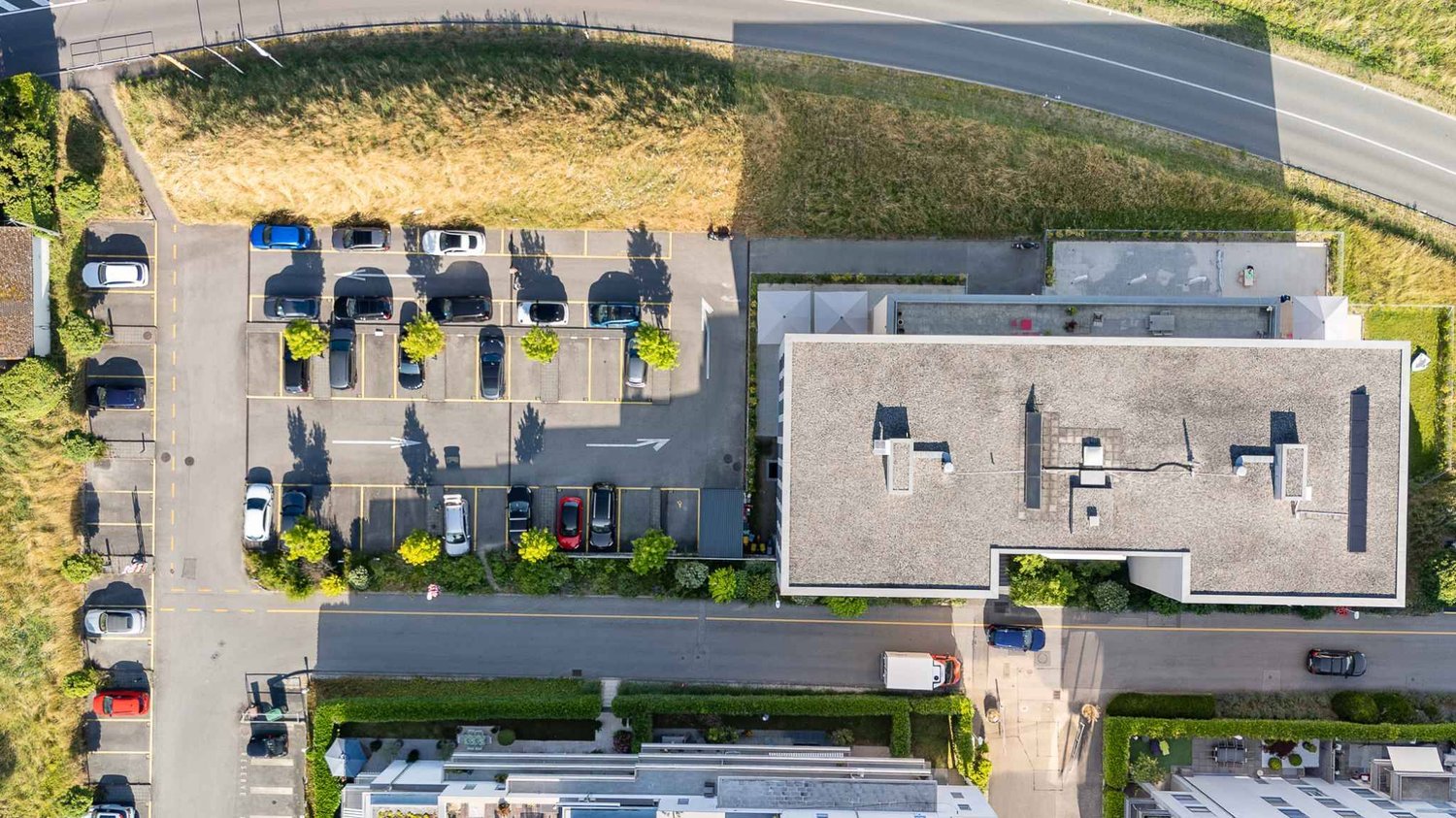135m² office
