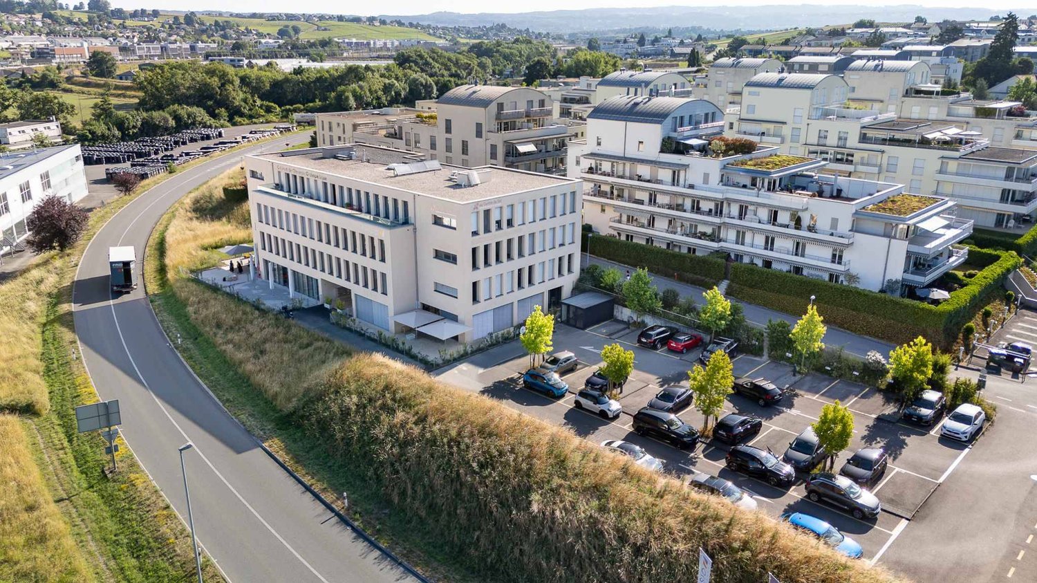 135m² office