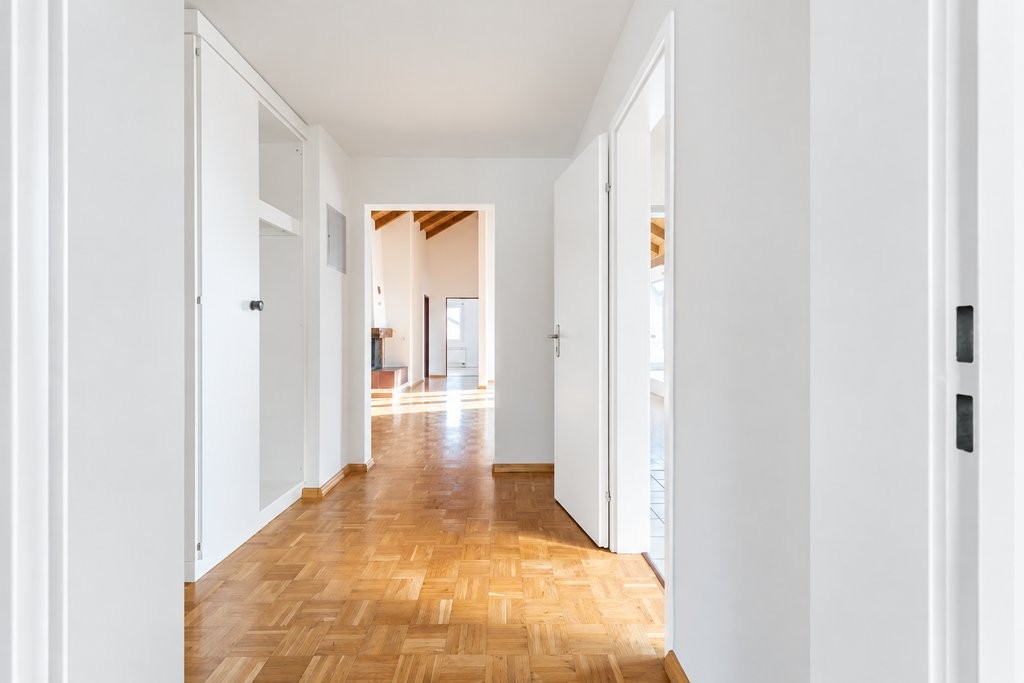 Appartement de 2 ½ pièces sous les combles, photo 2 sur 10