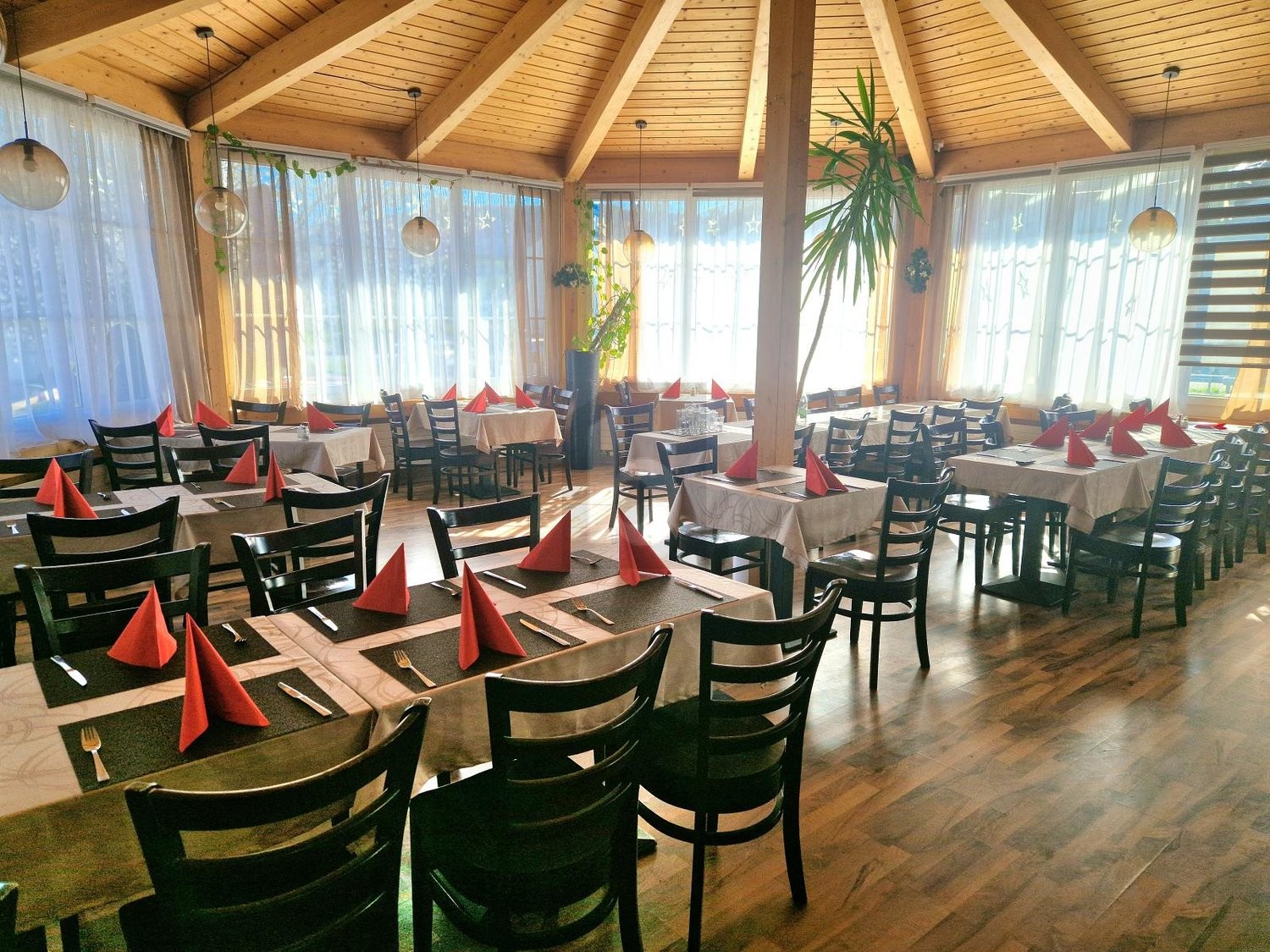 Restaurant de 95m², photo 2 sur 4