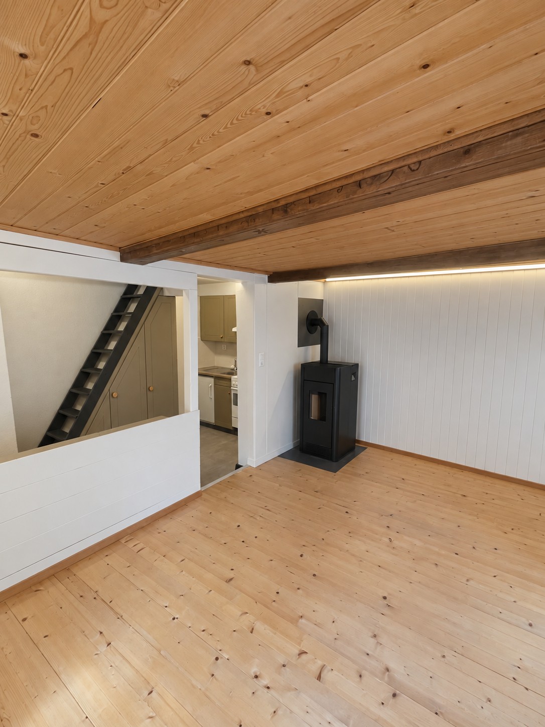 2 rooms single house