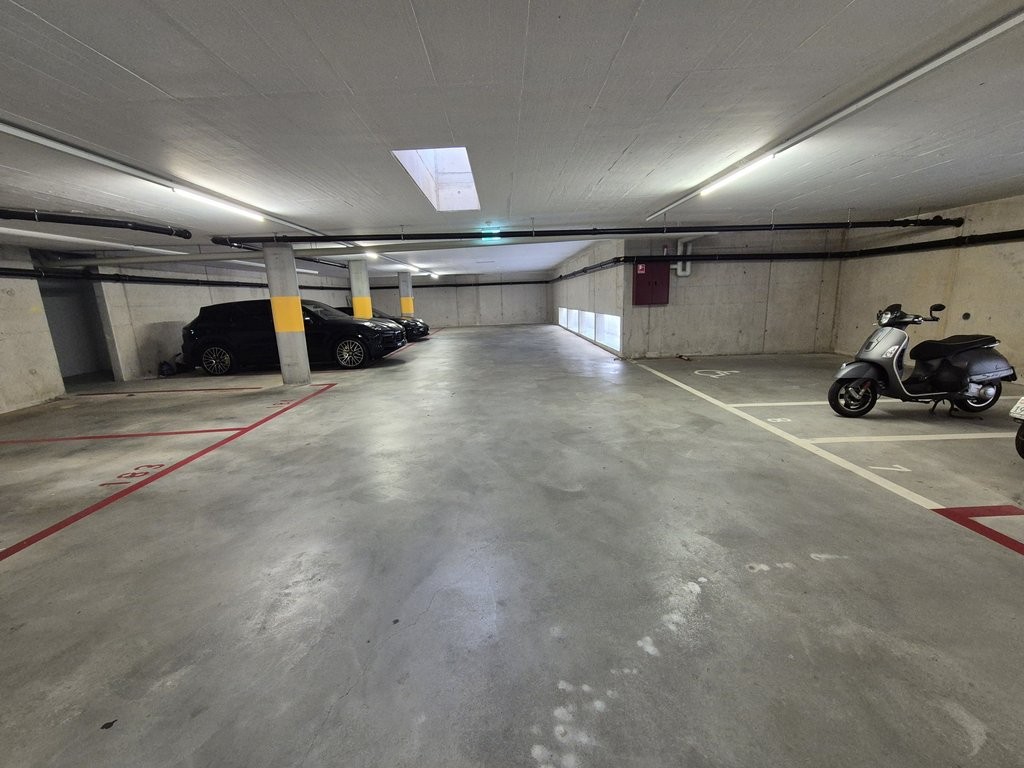 Place de stationnement couvert pour vélos