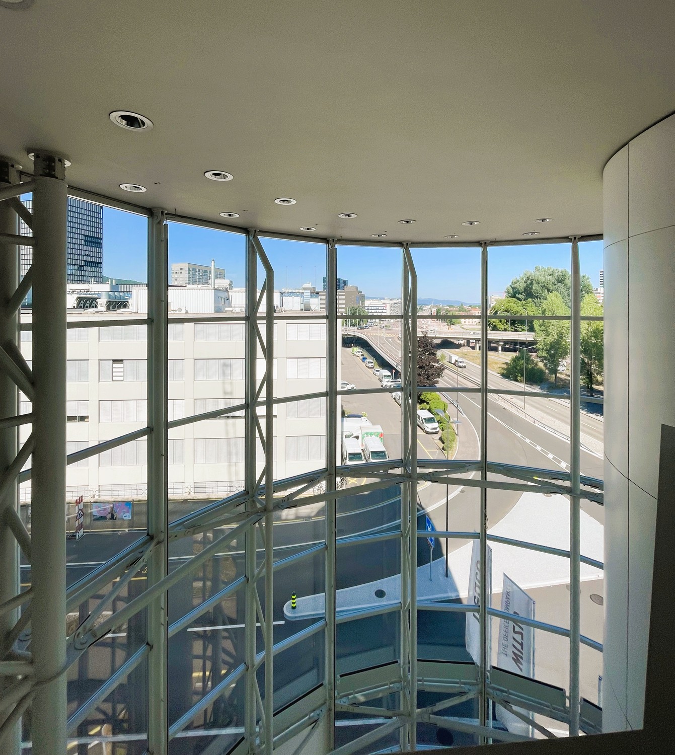 300m² de bureaux