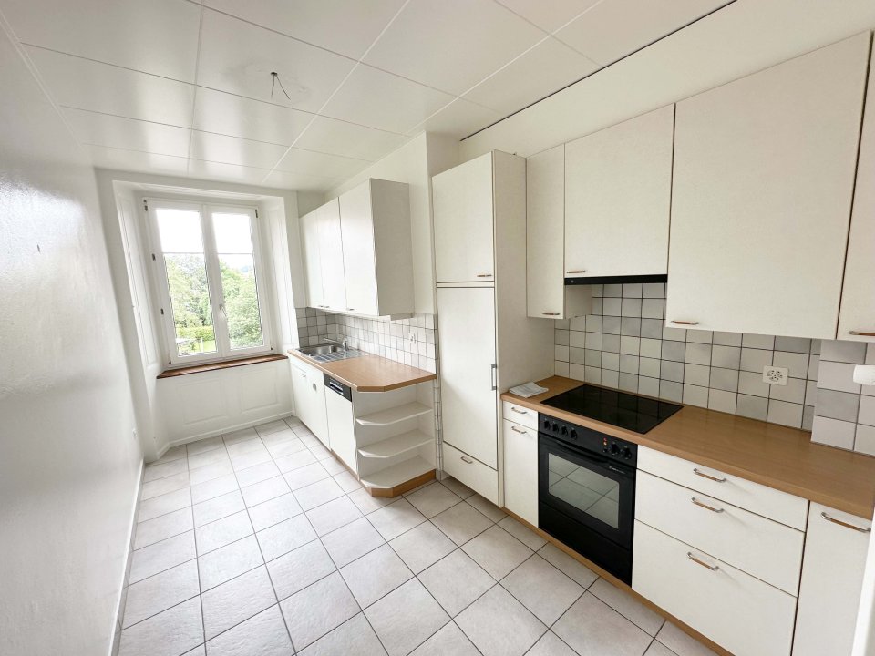 5 rooms apartment, photo 1 sur 4