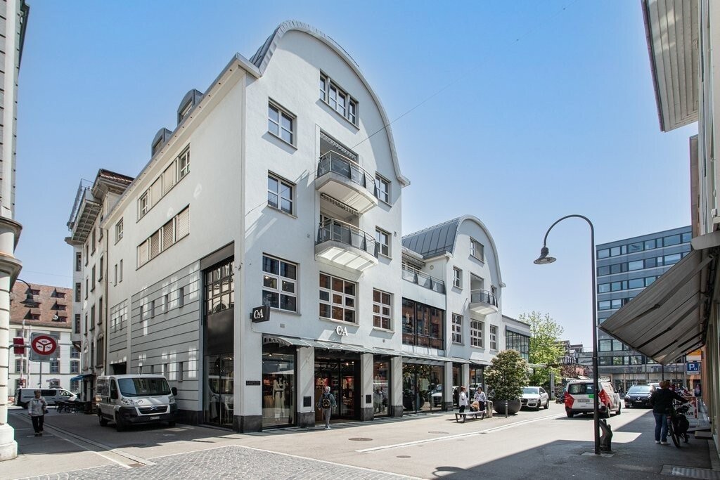 168m² commercial, photo 2 sur 6