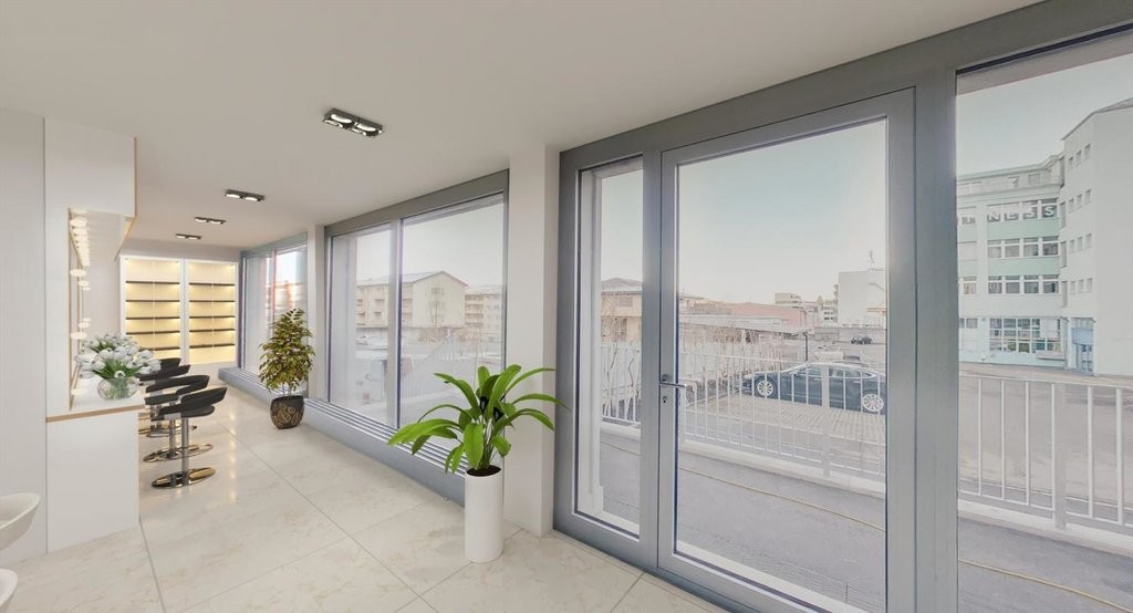 93m² de bureau