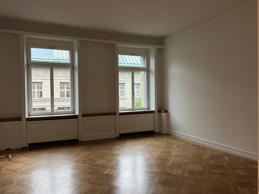 Bureau de 56m²