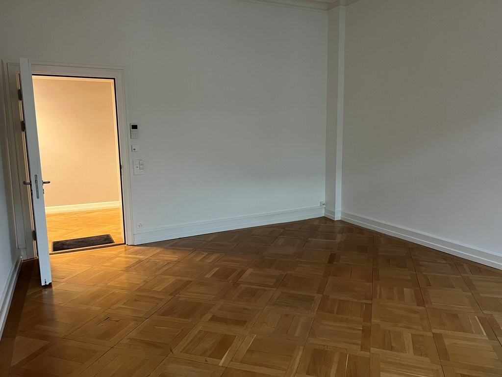 Bureau de 56m²