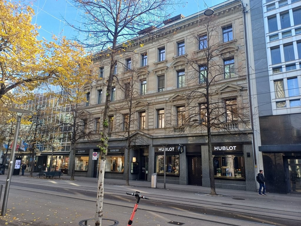 Bureau de 56m²