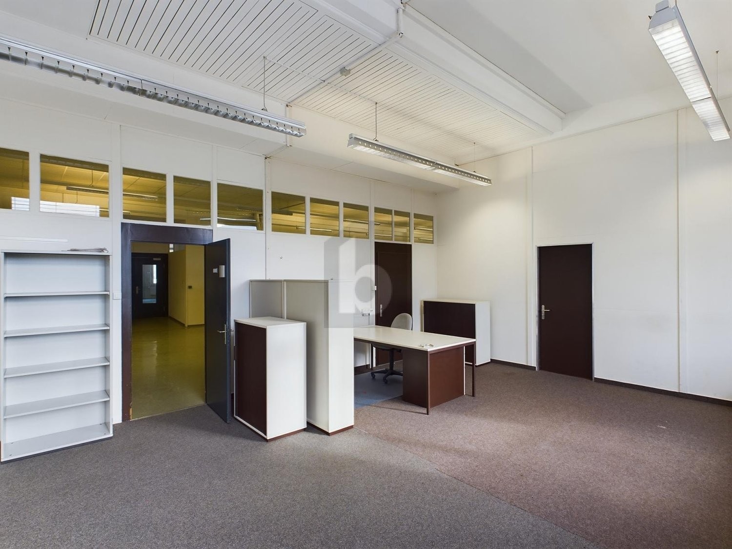 Bureau de 125m², photo 3 sur 3