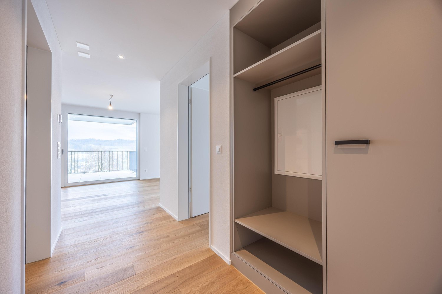 Appartement de 2 ½ pièces, photo 1 sur 10
