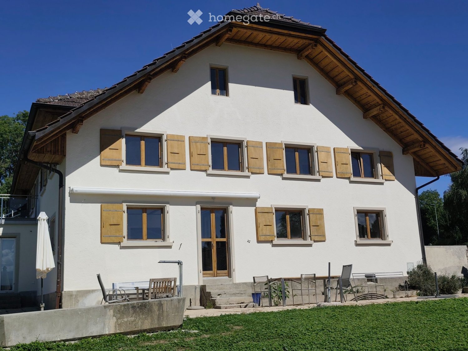 6 rooms single house, photo 1 sur 5