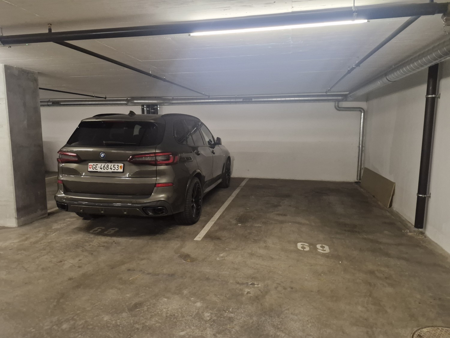 Place de parking souterraine, photo 2 sur 2