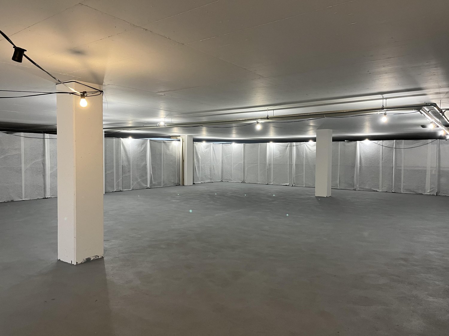 Local de stockage de 100m²