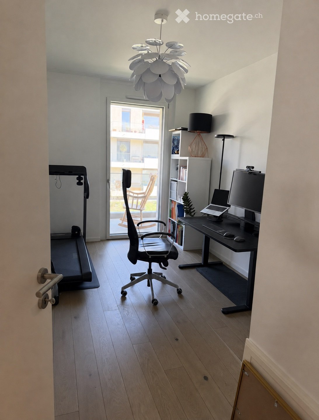 5 rooms apartment