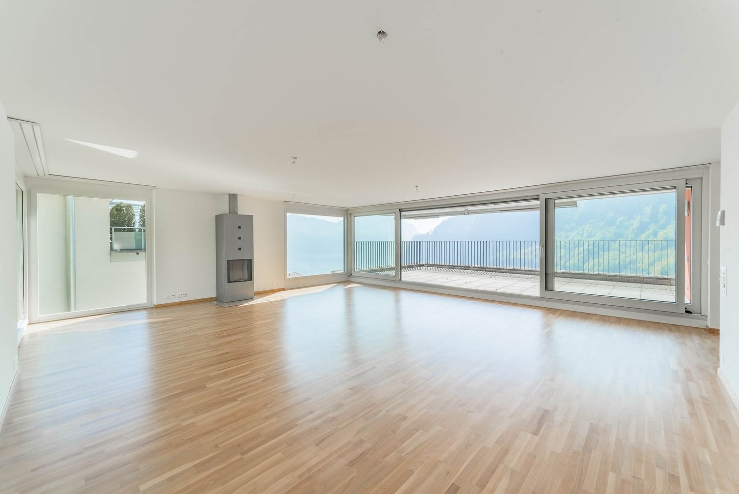 Appartement en attique de 4 ½ pièces, photo 3 sur 8