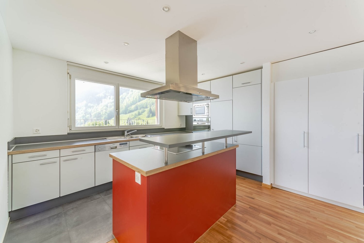 Appartement en attique de 4 ½ pièces, photo 4 sur 8