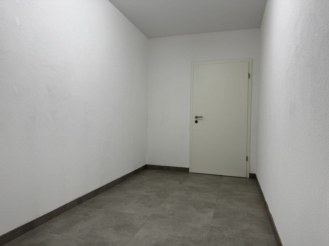 156m² office, photo 7 sur 10