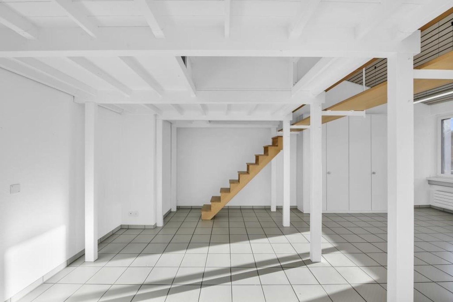 258m² bureau