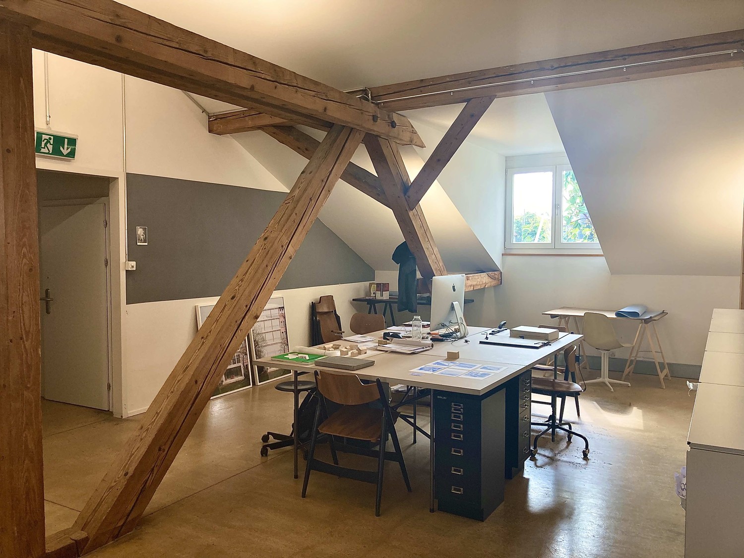 24m² office, photo 1 sur 4