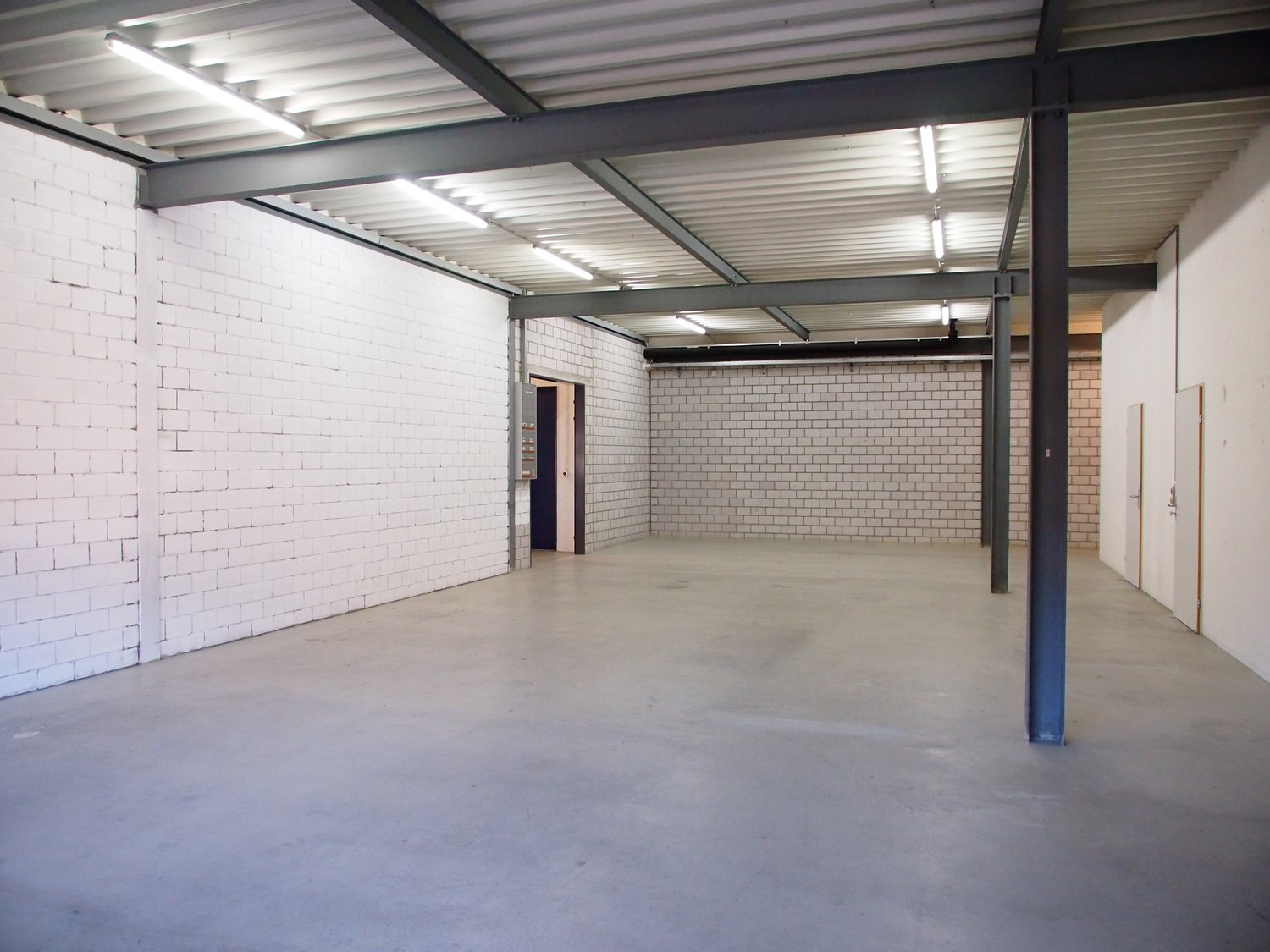324m² bureau