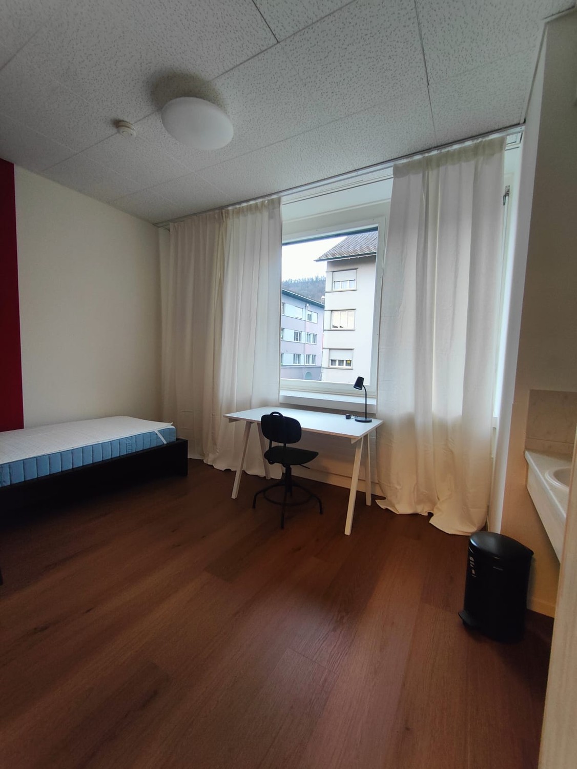 Chambre en colocation, photo 1 sur 10
