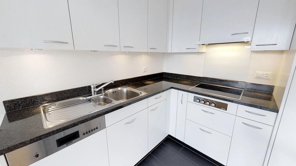 Appartement en attique de 2 ½ pièces, photo 1 sur 7