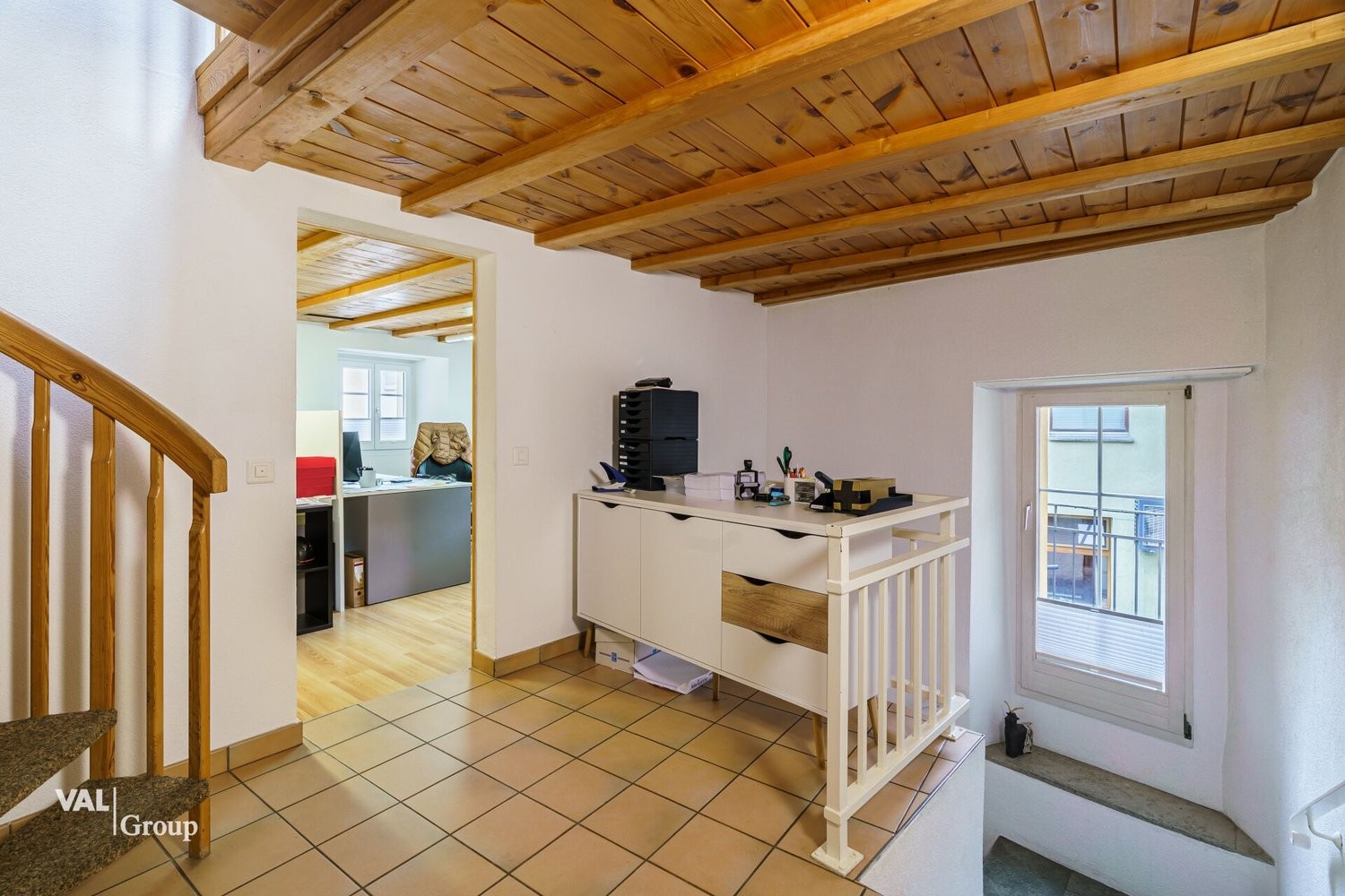 Immeuble d'habitation / commercial, photo 8 sur 10