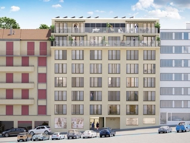 54m² shop