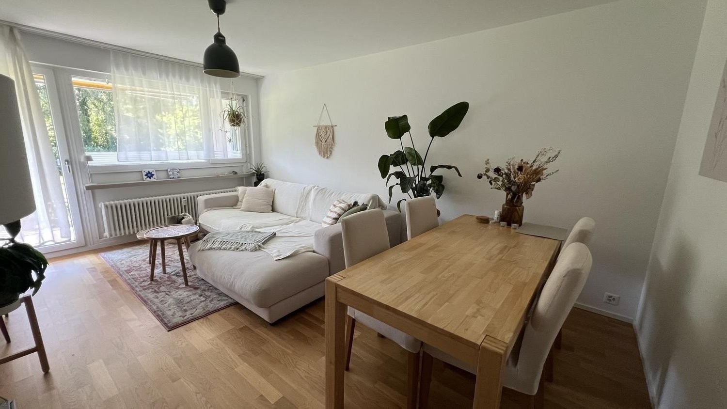 Appartement de 2 ½ pièces, photo 1 sur 8