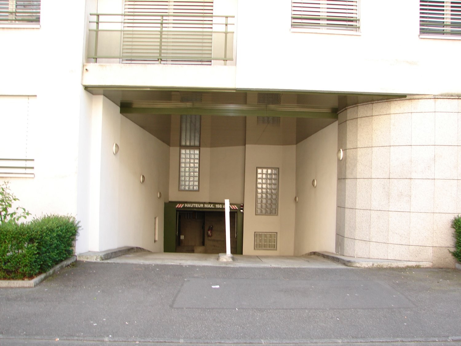 Underground slot, photo 3 sur 3