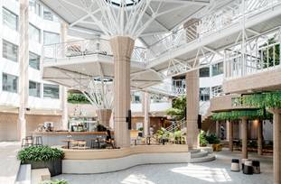 350m² office