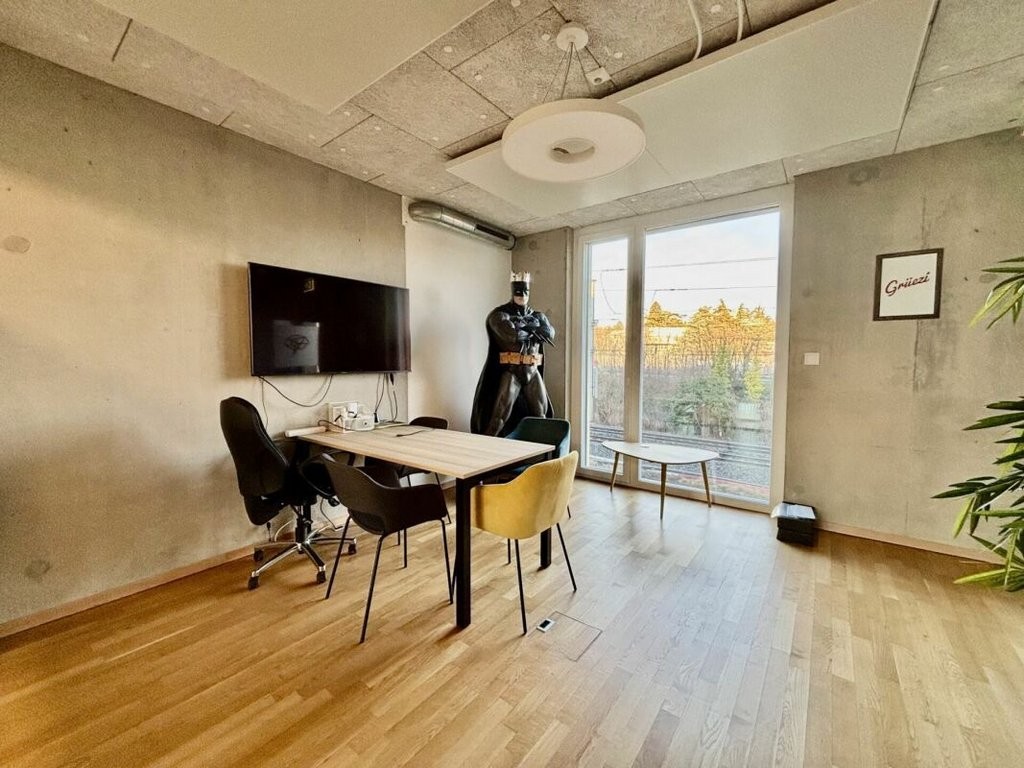 305m² office, photo 4 sur 8