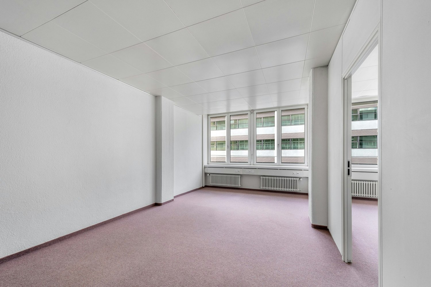 291m² commercial, photo 4 sur 10