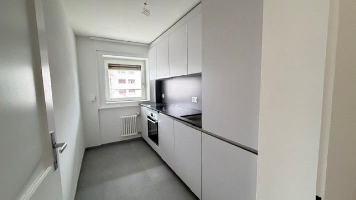 5 rooms apartment