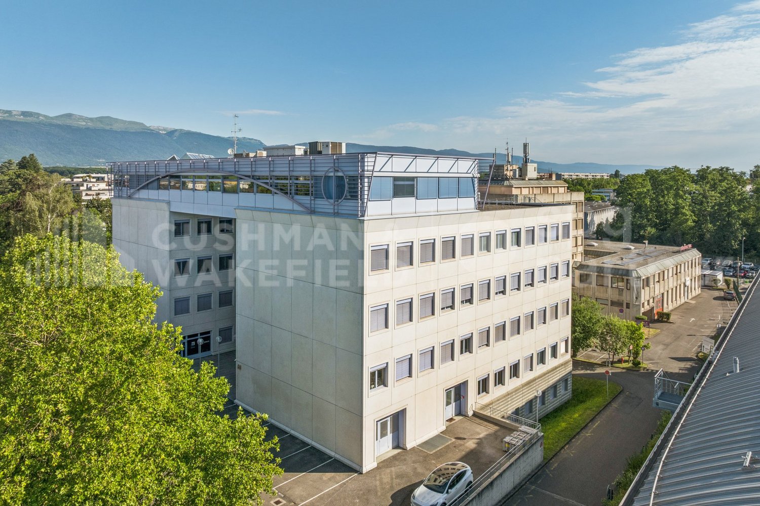 461m² commercial, photo 2 sur 10