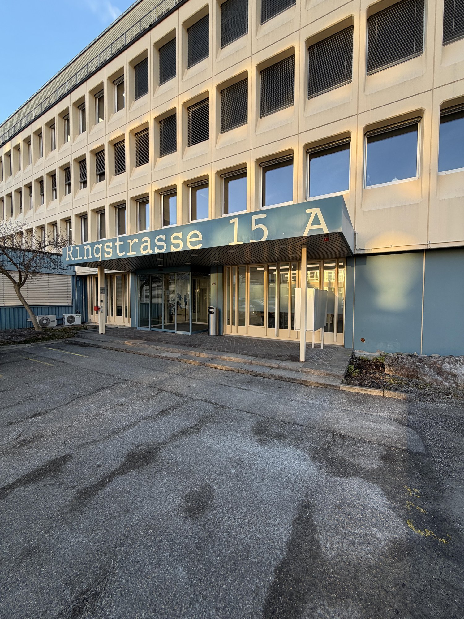 436m² bureau