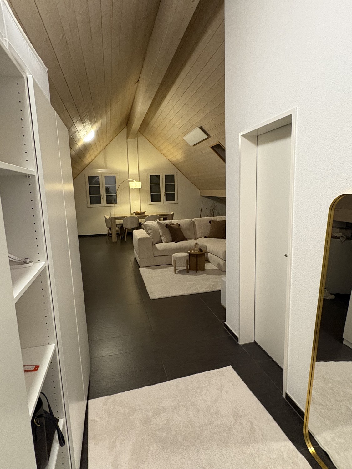 Appartement d'une pièce, photo 1 sur 10