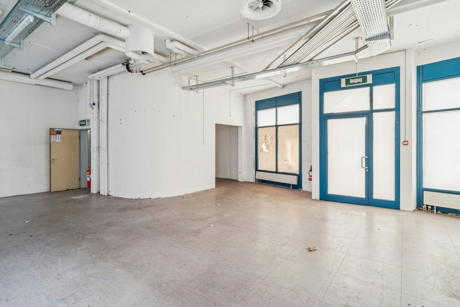 1081m² commercial, photo 6 sur 10