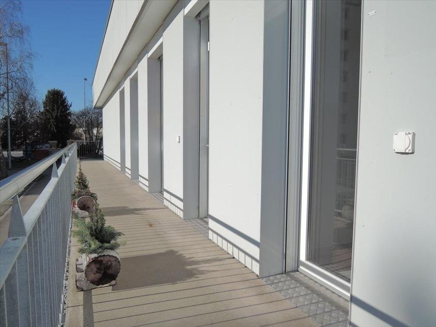 negozio di 100m²