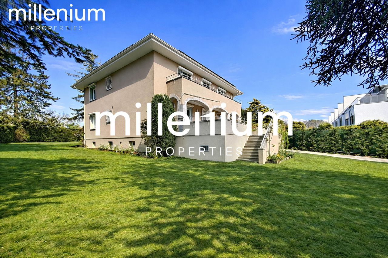 8 rooms single house