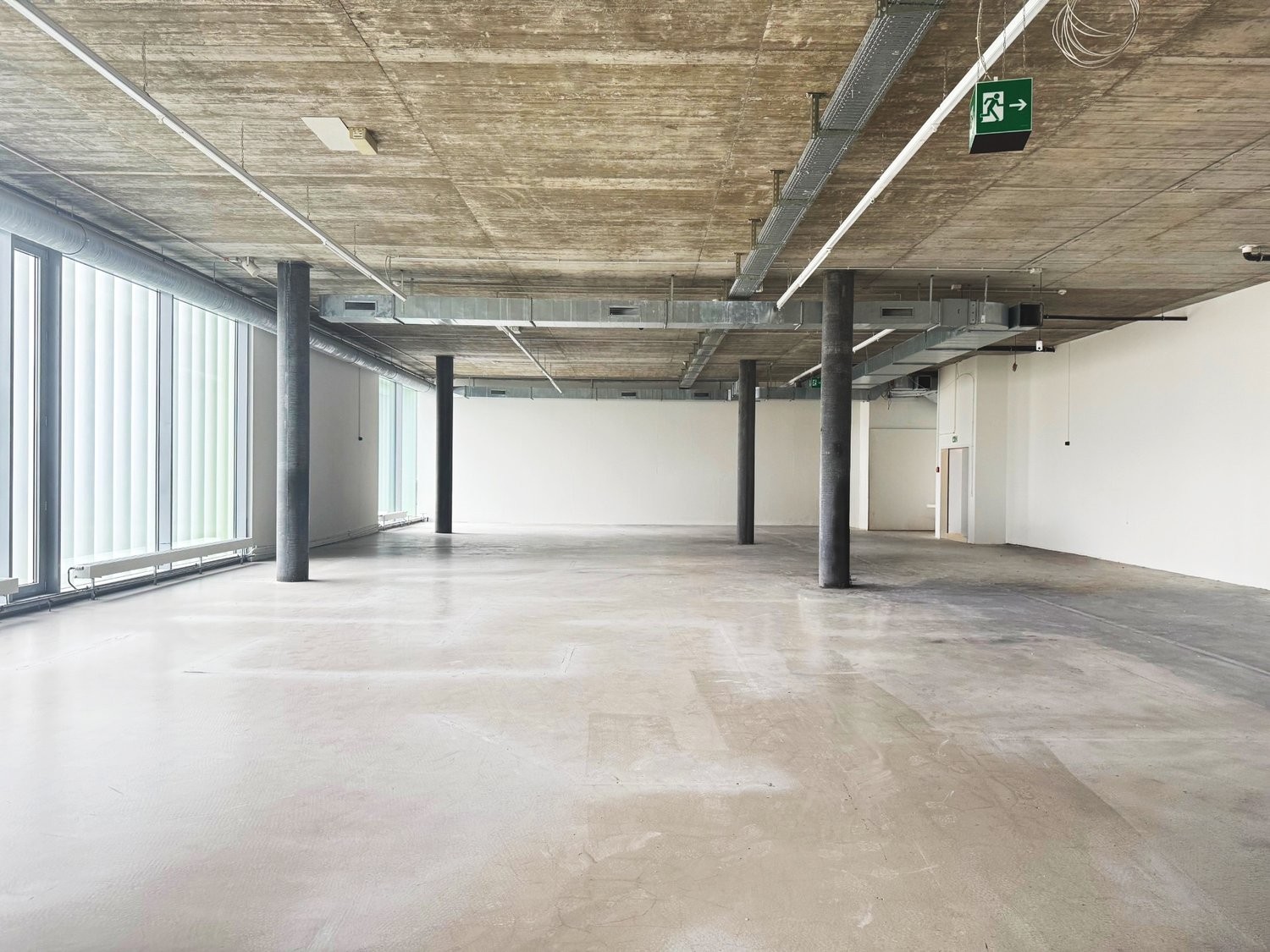 Bureau de 370m²