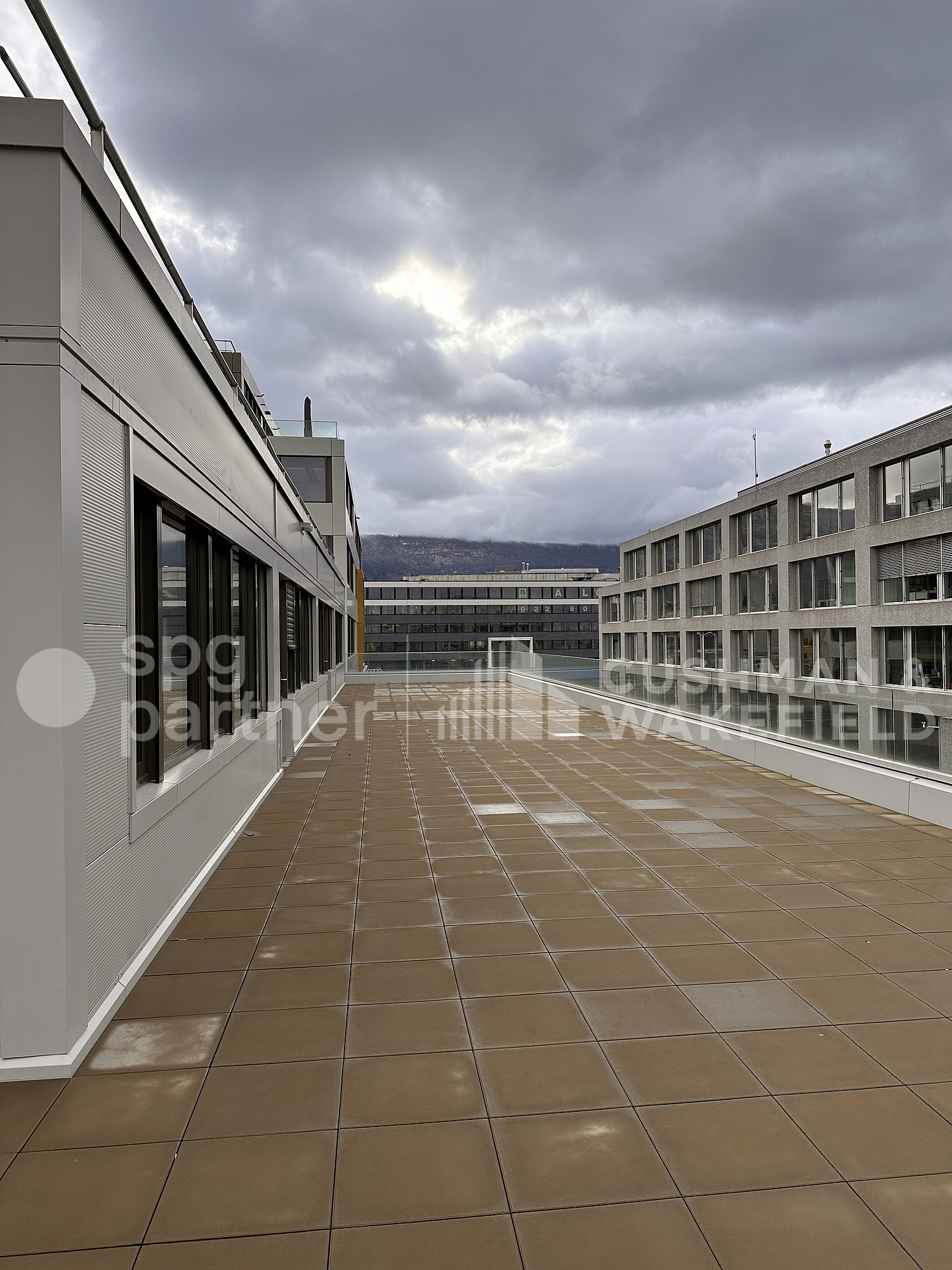 1145m² office, photo 3 sur 5