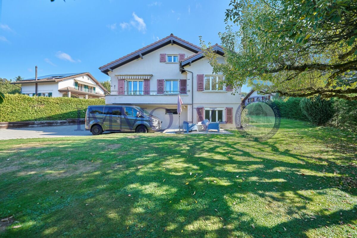 6 rooms villa, photo 2 sur 10