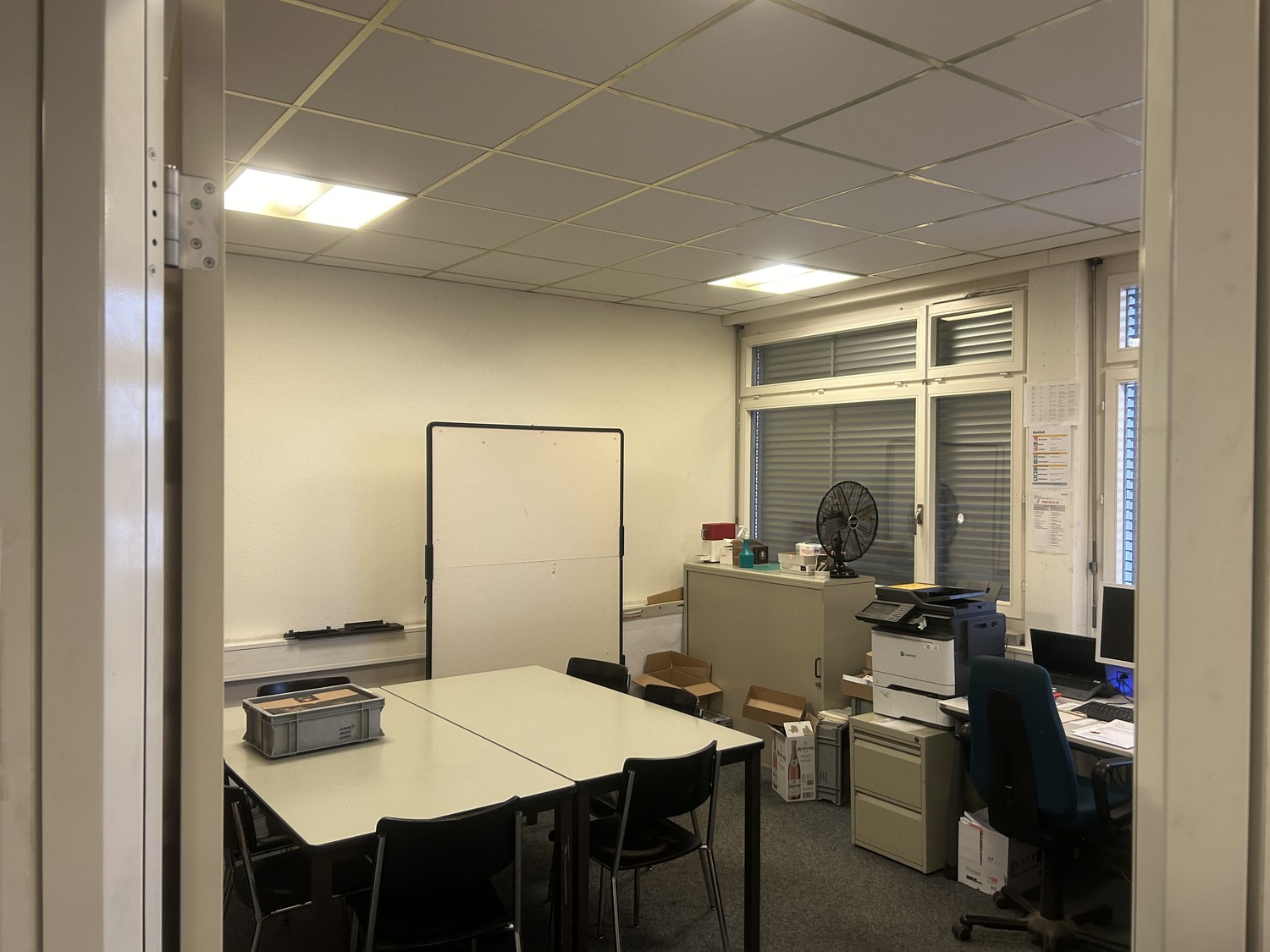 146m² commercial