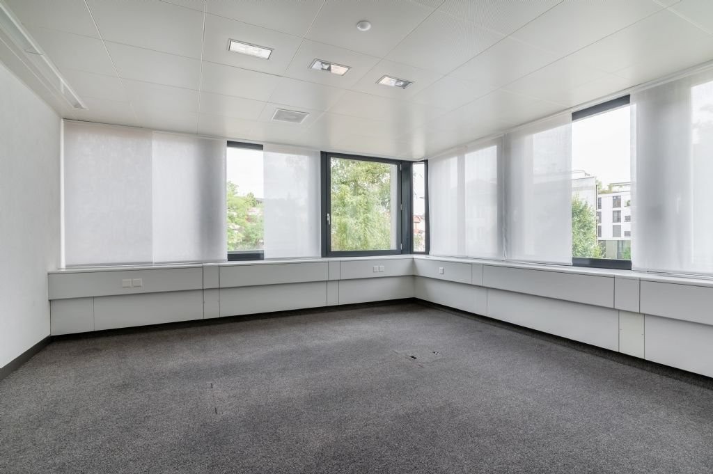 470m² commercial, photo 6 sur 9