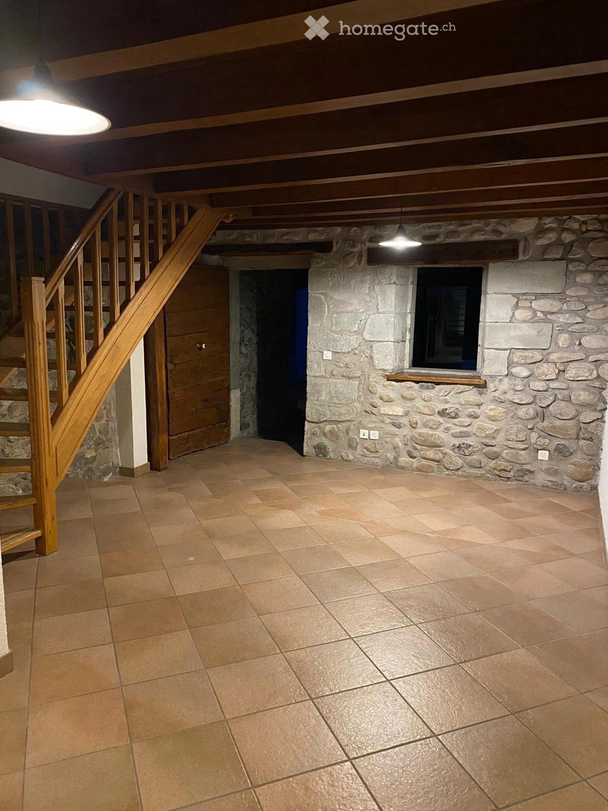 6 rooms apartment