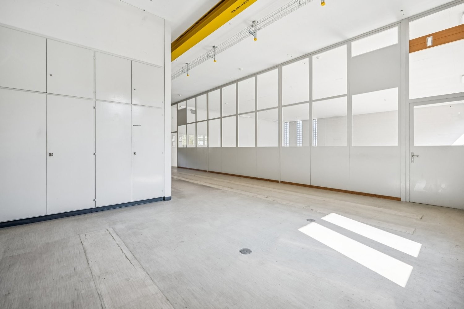 242m² commercial, photo 10 sur 10