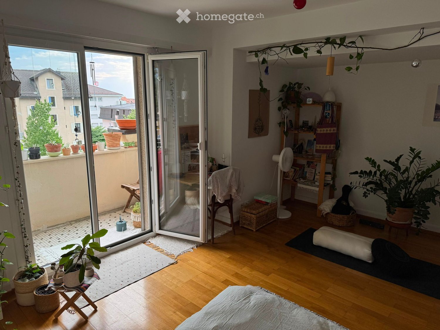 1 room single room